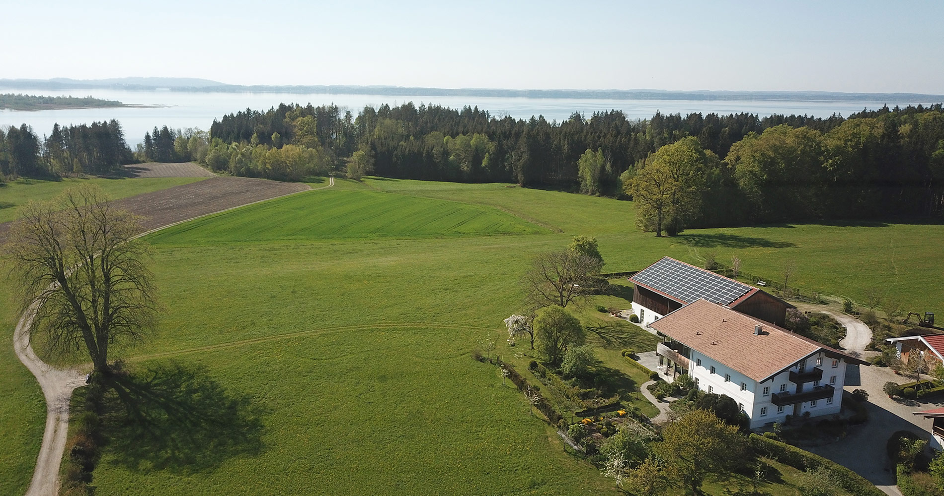 Schneeganserhof - Ferienapartment am Chiemsee